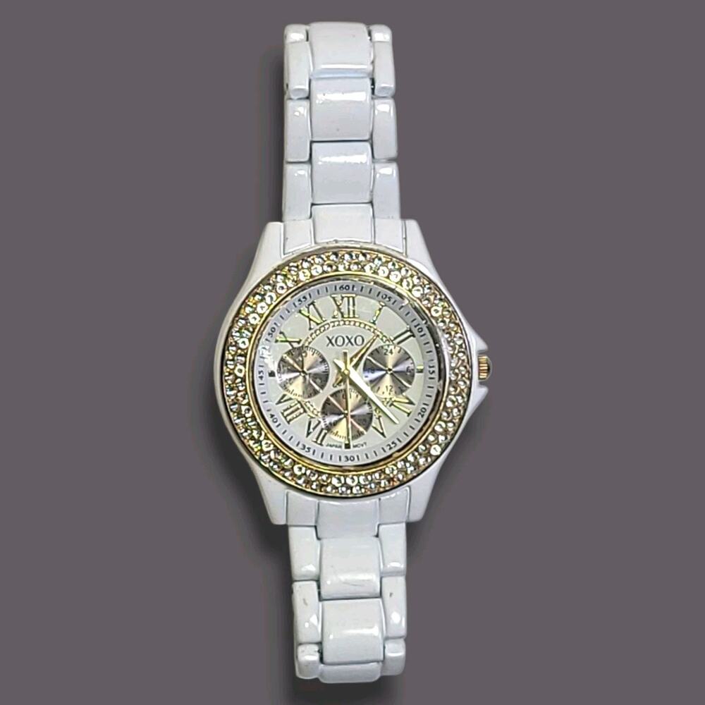 XOXO Women's White & Gold Tone Chronograph Wrist Watch XO5287 New Battery - Picture 2 of 8
